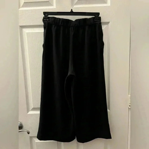 Lululemon Noir Crop Black Waist Tie High Rise Wide Leg Pants size 8 - Picture 5 of 7